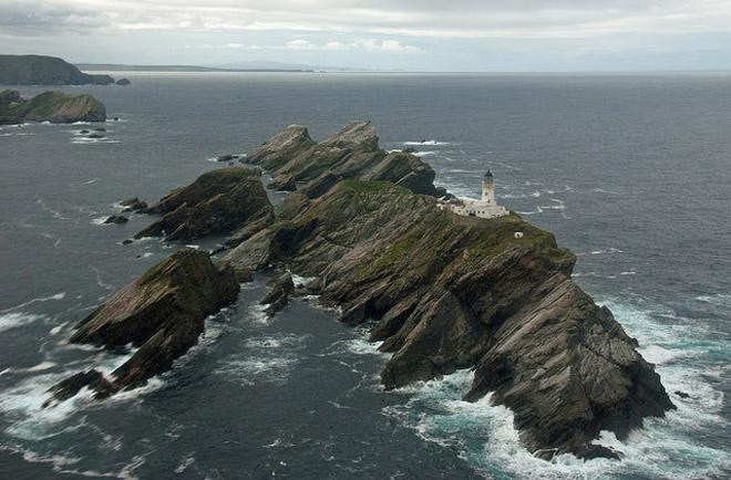 The most northerly point on the Sevenstar Round Britain and Ireland Race course, Muckle Flugga © Northern Lighthouse Board